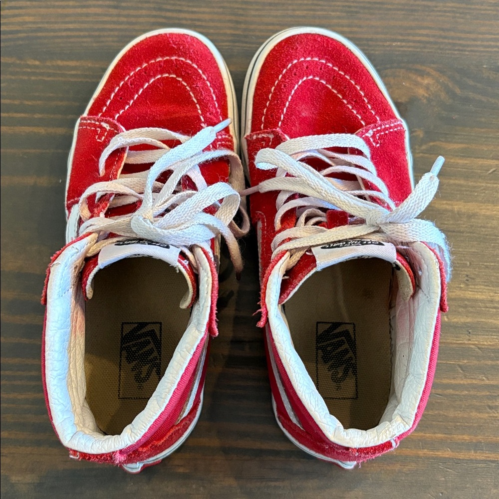 Vans high top kids shoes. Size 2. - Picture 5 of 8